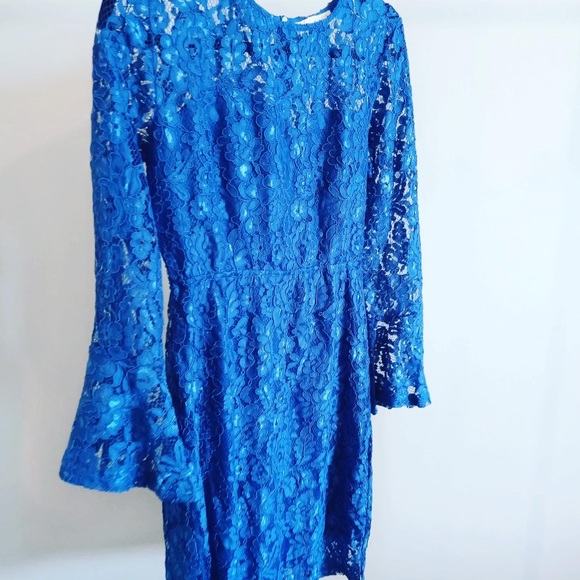 Casual Dress - Picture 2 of 3